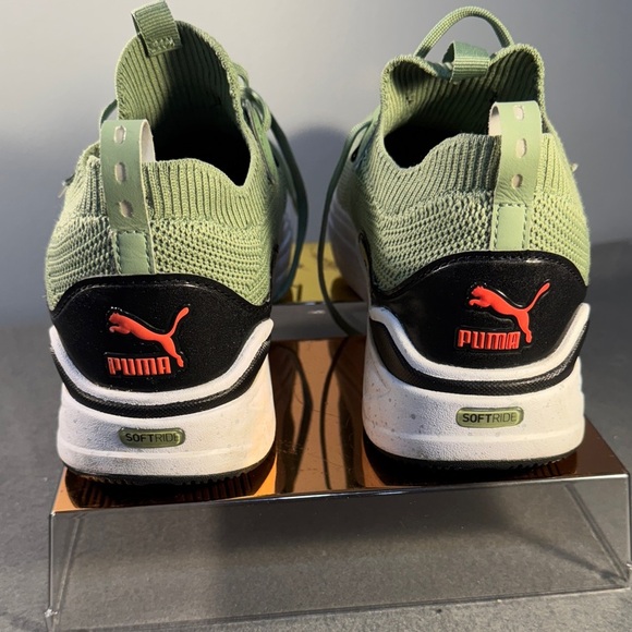 Puma Green and Black Athletic Shoes - Picture 3 of 8